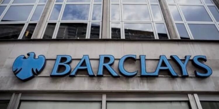بعد غياب… “باركليز” يعود بقوة إلى السوق السعودية .