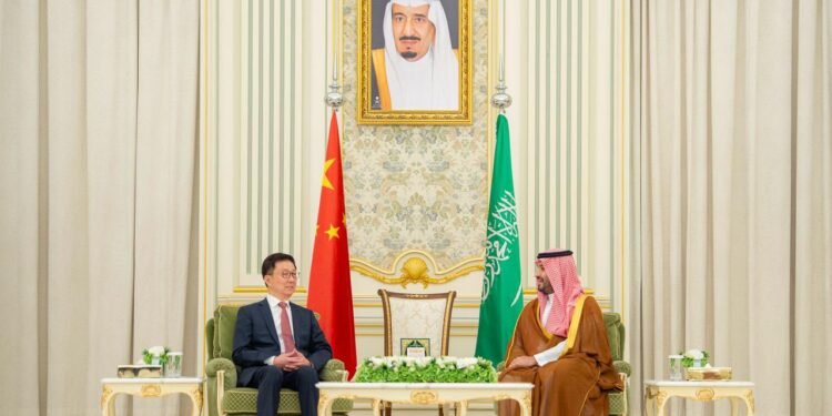 ولي العهد يجتمع بنائب الرئيس الصيني لتعزيز الشراكة الاستراتيجي