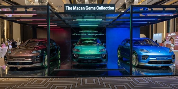 بورشه السعودية تكشف عن مَكان الجوهرة وتحتفي بالقيادة النسائية في قمة فوربس للمرأة في الشرق الأوسط 2025