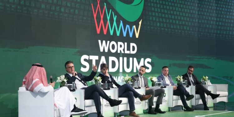 المملكة ترسخ ريادتها العالمية في اقتصاد الرياضة مع عودة “المؤتمر الدولي للملاعب” إلى الرياض.