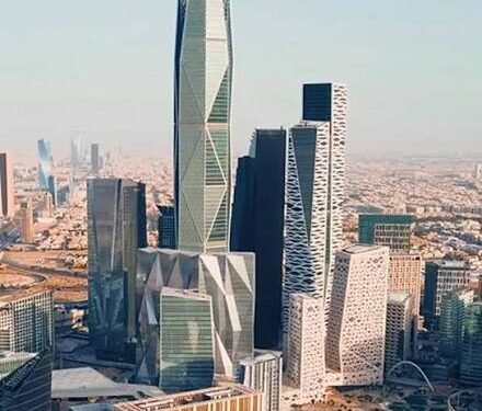 تقرير: قطاع التقنية المالية في السعودية.. نمو متسارع نحو الريادة العالمية