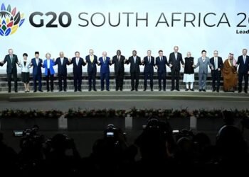 رامافوزا يصف قمة العشرين بـ “الأسطورية” ويسلم الرئاسة للولايات المتحدة