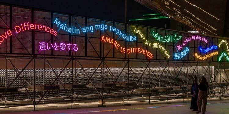 احتفال نور الرياض.. خمس سنوات من الإبداع والتحوّل الفني العالمي