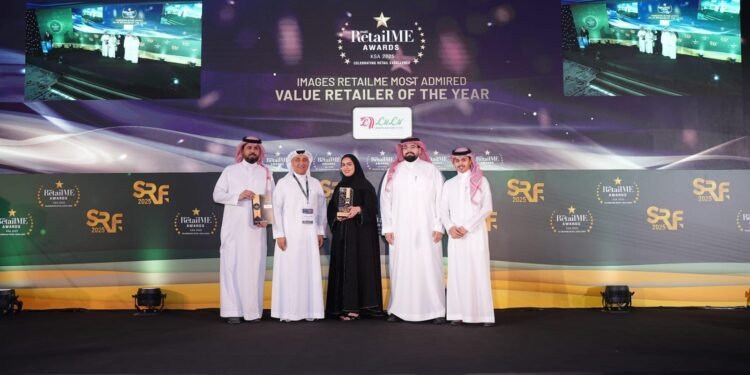 لولو السعودية تحصد جائزة “المتجر الأفضل قيمة لهذا العام” في جوائز RetailME 2025