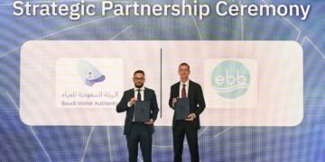 المملكة العربية السعودية تطلق مشروعاً رائداً لتحويل نفايات التحلية إلى ثروة: إزالة الكربون وتعزيز الأمن المائي