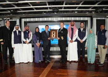 كروز السعودية تستقبل أولى رحلات سيليستيال في جدّة بمراسم تبادل الدروع الترحيبية