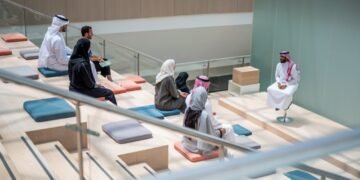 المسار الشامل للتعليم تواصل دعم الكفاءات السعودية استعدادًا لوظائف المستقبل.