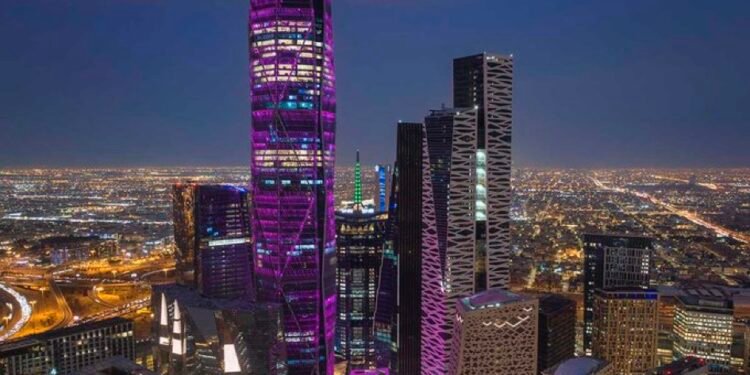 مجلس الوزراء يعتمد إلغاء “المقابل المالي” للعمالة في المنشآت الصناعية