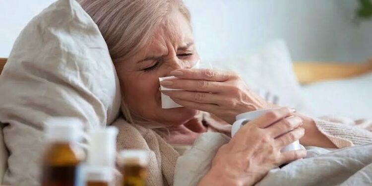 برد الشتاء تحت المجهر: إرشادات صحية مهمة لحماية كبار السن وأصحاب الأمراض المزمنة