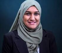 أمير دولة قطر يكرم الدكتورة السودانية ندى نور الدائم لمساهمتها العلمية في معجم الدوحة التاريخي للغة العربية