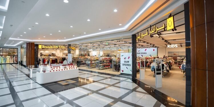 التسوّق الذكي في المملكة العربية السعودية يدفع شركات التجزئة إلى إعادة النظر في استراتيجياتها