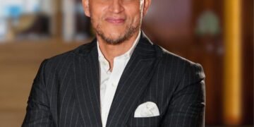 كفاح بن حسين يتولى إدارة جبل عمر حياة ريجنسي مكة.