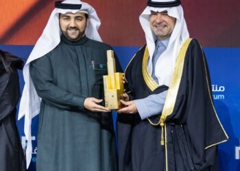 الجادة الأولى للتطوير العقاري” تحصد جائزة التميز العقاري عن مشروعها “جادة الأعمال – القيروان