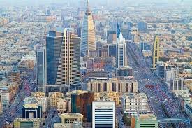 القطاع العقاري الخليجي يحافظ على زخمه بدعم الطلب السكني والمشاريع الكبرى.