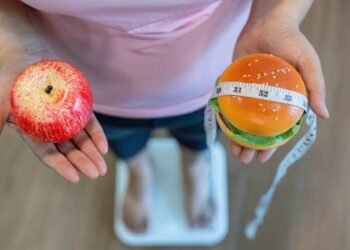 حراك مجتمعي ضد السمنة.  الكويت تطلق حملة “جاهزين نغير” لمواجهة السمنة.. ومجلس الصحة الخليجي يستهدف حماية اليافعين