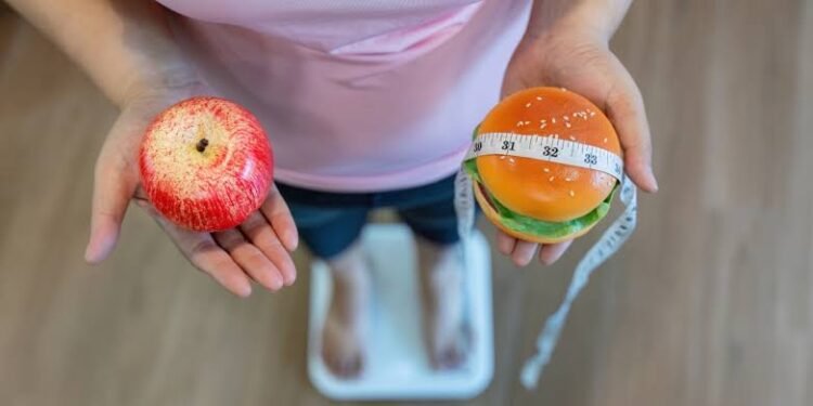 حراك مجتمعي ضد السمنة.  الكويت تطلق حملة “جاهزين نغير” لمواجهة السمنة.. ومجلس الصحة الخليجي يستهدف حماية اليافعين