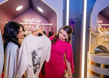 نجوم ستايلي تختتم موسمها الأول في الرياض باحتفالية تجمع الموسيقى والأناقة والمواهب السعودية.