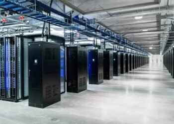 تحرك البيت الأبيض لاحتواء “فاتورة الذكاء الاصطناعي”: ضغوط على شركات التقنية لحماية المستهلكين