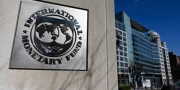 صندوق النقد الدولي يعتمد صرف 2.3 مليار دولار لمصر ويشيد بتحسن المؤشرات الاقتصادية