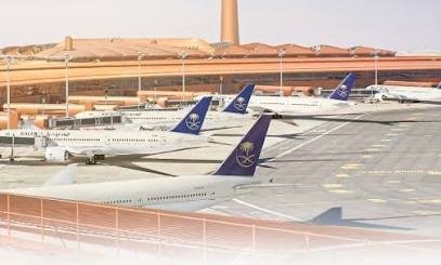 مطار الملك عبدالعزيز الدولي ومطار الملك خالد الدولي ينبهان المسافرين بشأن الرحلات إلى الدول المتأثرة بالتوترات مع إيران
