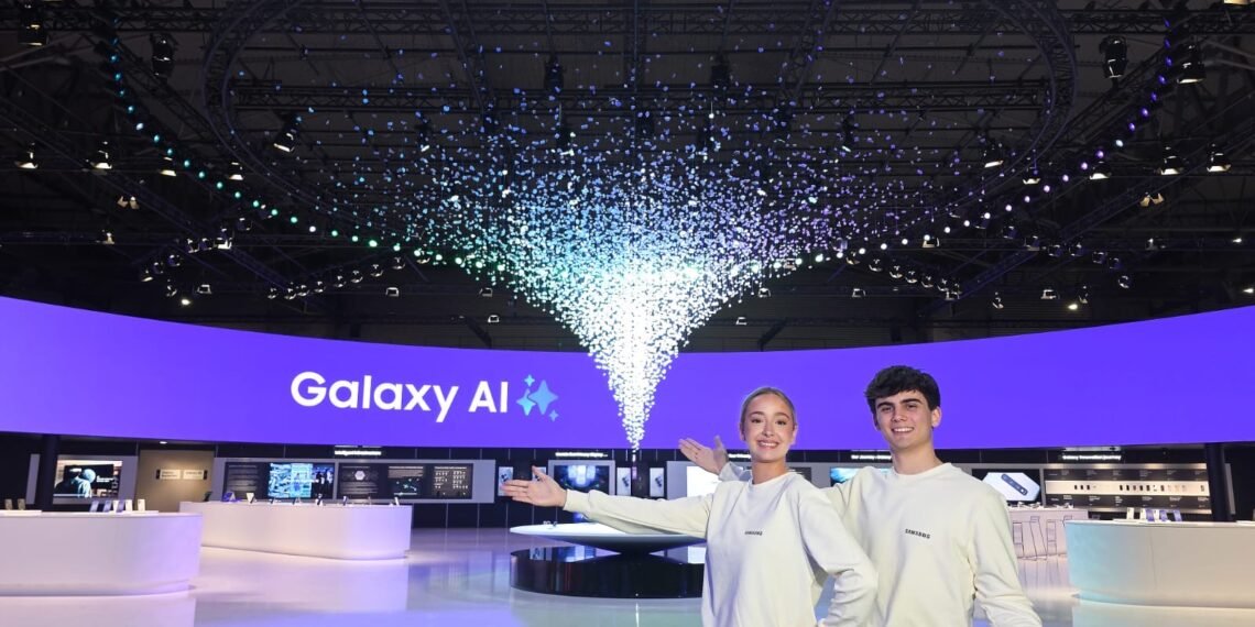 سامسونج ترتقيبميزة Galaxy AI ومنظومتها المتصلة خلال مشاركتها في مؤتمر MWC 2026