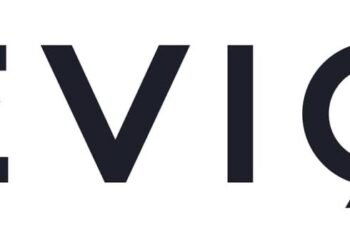 شراكة إستراتيجية بين “تطوير المربع الجديد” و”EVIQ” لتعزيز بنية الشحن الكهربائي