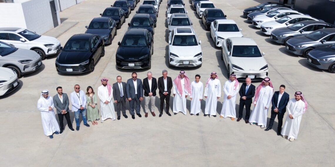 الفطيم BYD السعودية توقّع مذكرة تفاهم مع شركة الوفاق لحلول النقل ( يلو ) لدعم حلول التنقل المستدام في المملكة