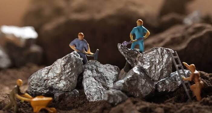 العاشر عالميا المملكة تتقدم في في مؤشر جاذبية الاستثمار التعديني