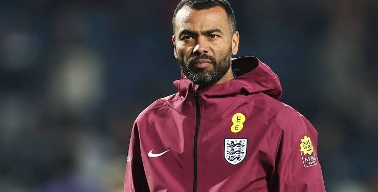 آشلي كول يتولى قيادة تشيزينا الإيطالي حتى نهاية الموسم