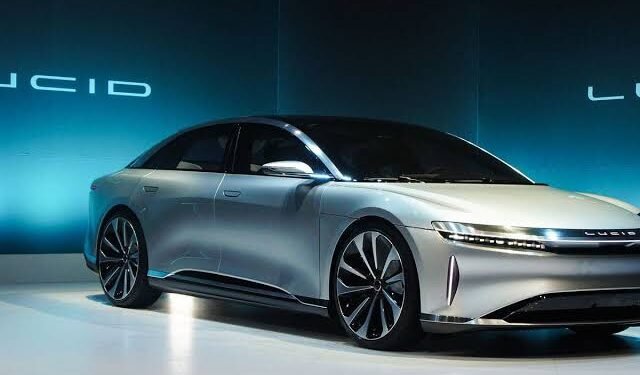 لوسيد موتورز تكسر نموذج “البيع المباشر” في أوروبا.. وشراكة ألمانية تاريخية لتعزيز الانتشار