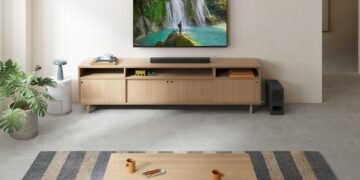 سوني تطلق مجموعة مسرح برافيا الجديدة من مكبّرات الصوت وشاشات العرض لإضفاء أجواء سينمائية على تجربة المشاهدة المنزلية