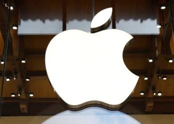 آبل تُحصّن مصمميها بمكافآت ضخمة لمنع “هجرة العقول” إلى OpenAI