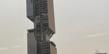 برج الإنماء: أيقونة معمارية تُعيد صياغة الأفق الاستثماري لشمال الرياض