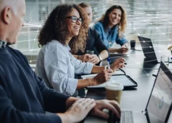 رودر فين أتلين توسع محفظة خدماتها في منطقة الشرق الأوسط وشمال أفريقيا بإطلاق خدمة rf.engage