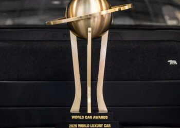 Lucid Gravity سيارة تتوج بلقب افضل سيارة في العالم لعام 2026