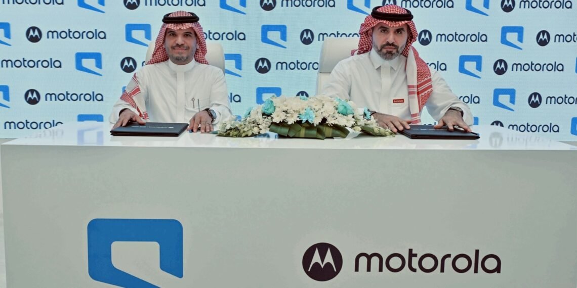 موبايلي» و«موتورولا» تطلقان مجموعة Razr Fold – كأس العالم FIFA 26™ حصريًا في المملكة