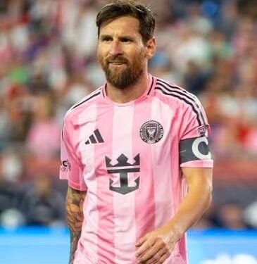 “ميسي” يدخل عالم الاستثمار الرياضي في الأندية بشراء نادي كورنيا الاسباني