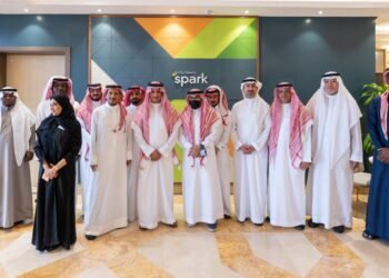 وزير السياحة معالي الأستاذ أحمد الخطيب يقوم بجولة في فندق سبارك من هيلتون مكة العزيزية