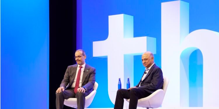 “IBM” و”أرامكو” تبحثان تعزيز التعاون لتسريع آفاق الذكاء الاصطناعي والابتكار في المملكة العربية السعودية