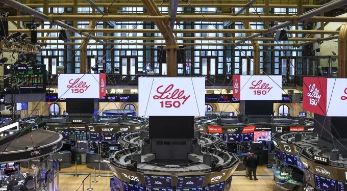 بنك UBS: سهم “ميكرون” قد يتضاعف مجدداً بعد قفزة بـ 700%