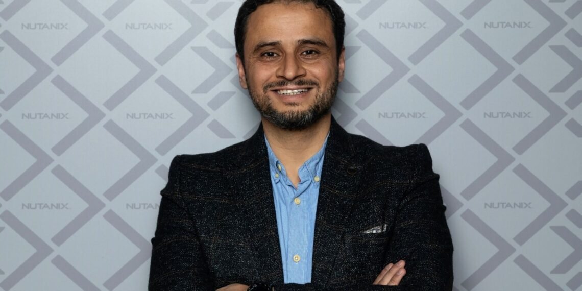 مصانع الذكاء الاصطناعي: من التجارب إلى التشغيل على نطاق المؤسسات والاعمال