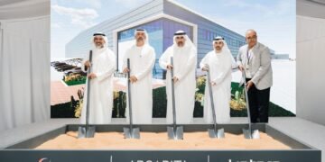 موانئ دبي العالمية ولينتارا العقارية التابعة لمجموعة آركابيتا تضعان حجر الأساس لإنشاء مركز لوجستي متطوّر
