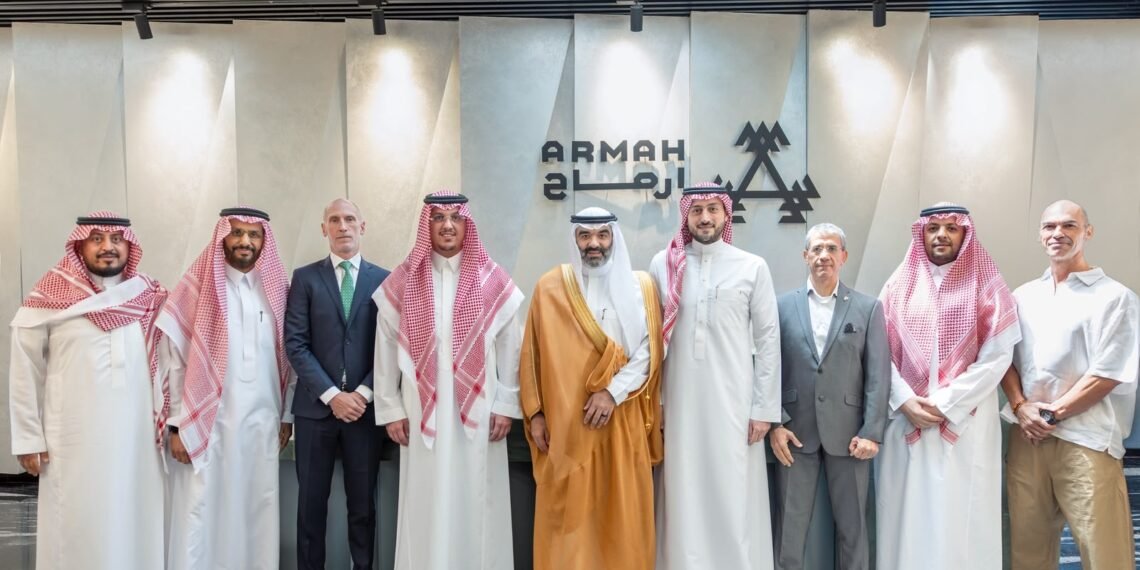 وزير الاتصالات وتقنية المعلومات يزور شركة أرماح الرياضية ويطلع على مبادراتها في التحول الرقمي