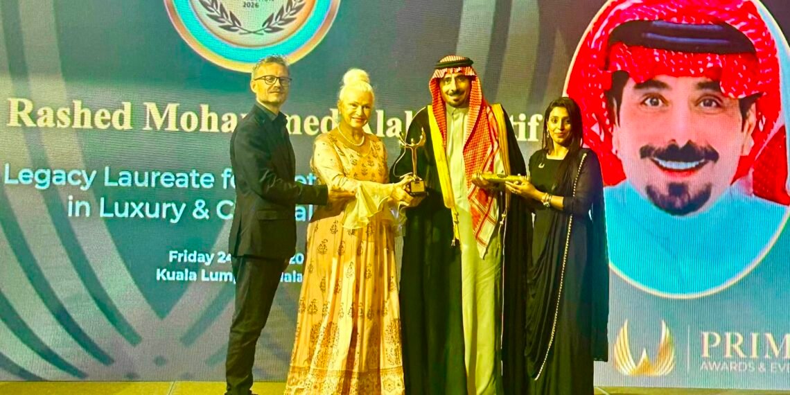“راشد العبداللطيف” يُكرَّم في كوالالمبور بلقب “رائد الإرث في مجال الفخامة والتراث الثقافي”
