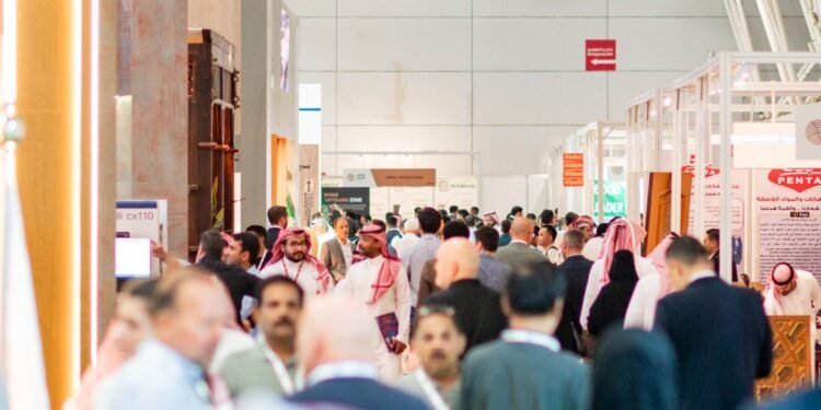 معرض الأخشاب السعودي يعود بنسخته الثالثة لاستعراض أكثر من 35،000 منتج ضمن قطاع الأخشاب في المملكة البالغة قيمته 4.1 مليار دولار أمريكي