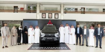 إطلاق ميتسوبيشي ديستنيتور الجديدة كلياً: السيارة متعددة الاستخدامات (SUV) المثالية للعائلة