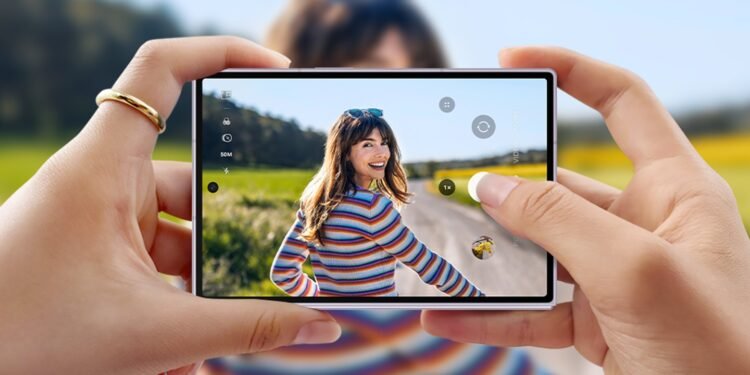 لماذا يُعدّ Galaxy Z Fold8 الجهاز الأمثل لمحتواك المفضل؟