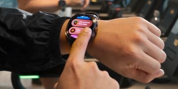 صُنعت للمحترفين: لماذا الترقية إلى Galaxy Watch Ultra2 تستحق العناء