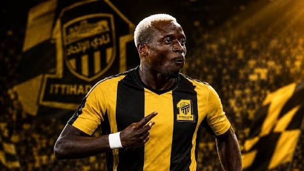 السنغالي “لوبي” يرتدي شعار اتحاد جدة مقابل 13 مليون يورو