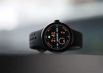 “غوغل” تفصح عن أحدث ساعاتها الذكية pixel watch 5 وفق معايير قياسية